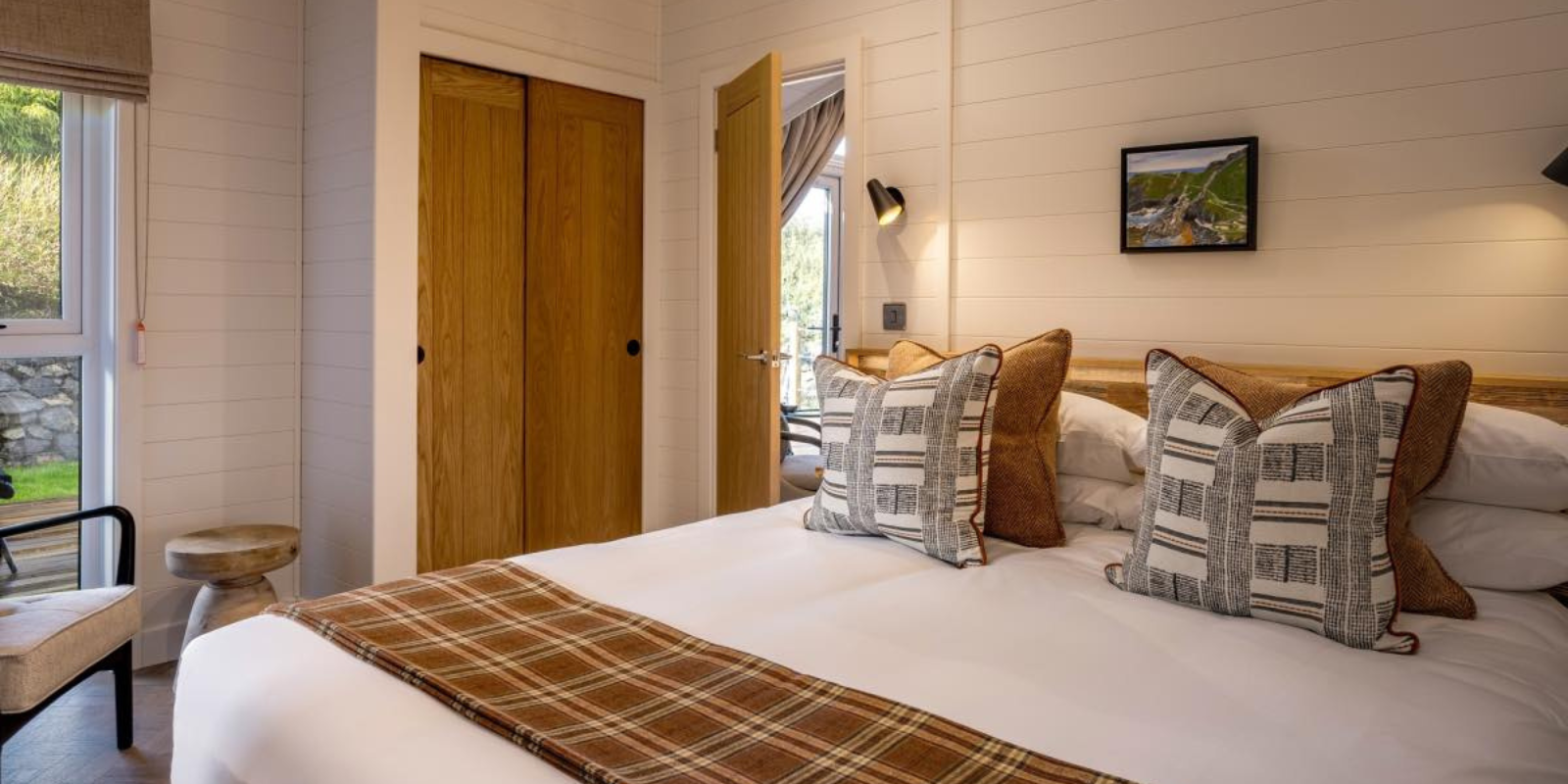 Glamping pod near nottinghamshire