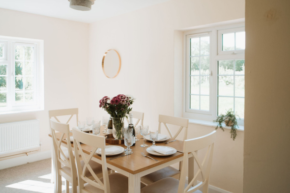 Strawberry Field Cottage Dining Area Norwood Park